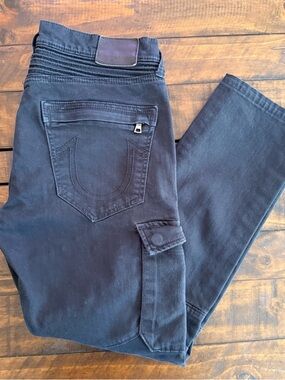 True Religion Rocco Relaxed Skinny Cargo Jeans, Men’s Size 31